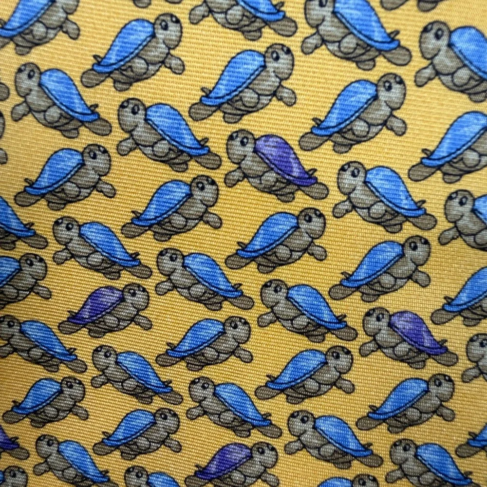 Lands End Mens Yellow Silk Sea Turtle Pattern Nautical Necktie Handsewn‎ USA